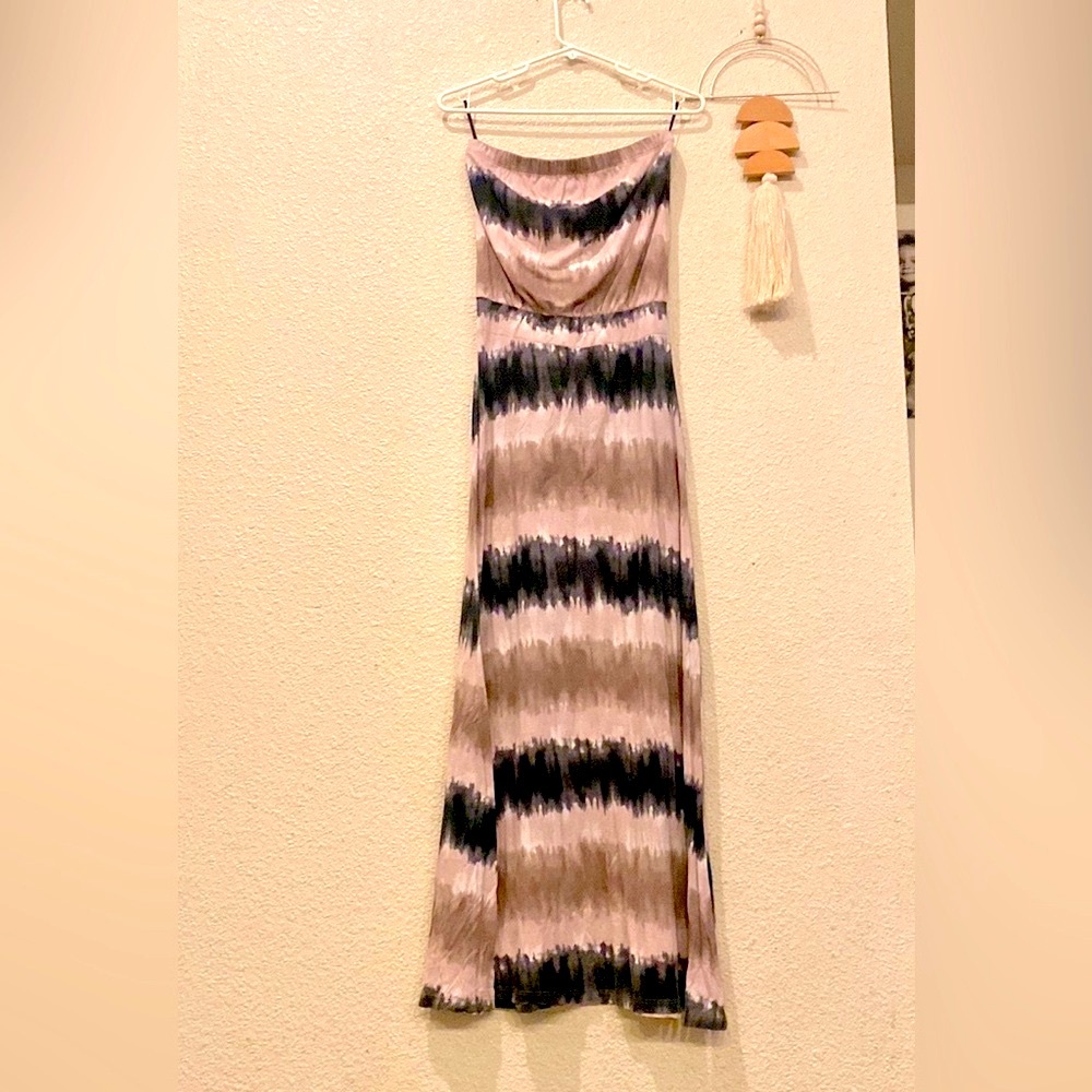 Forever 21 strapless maxi dress size medium.